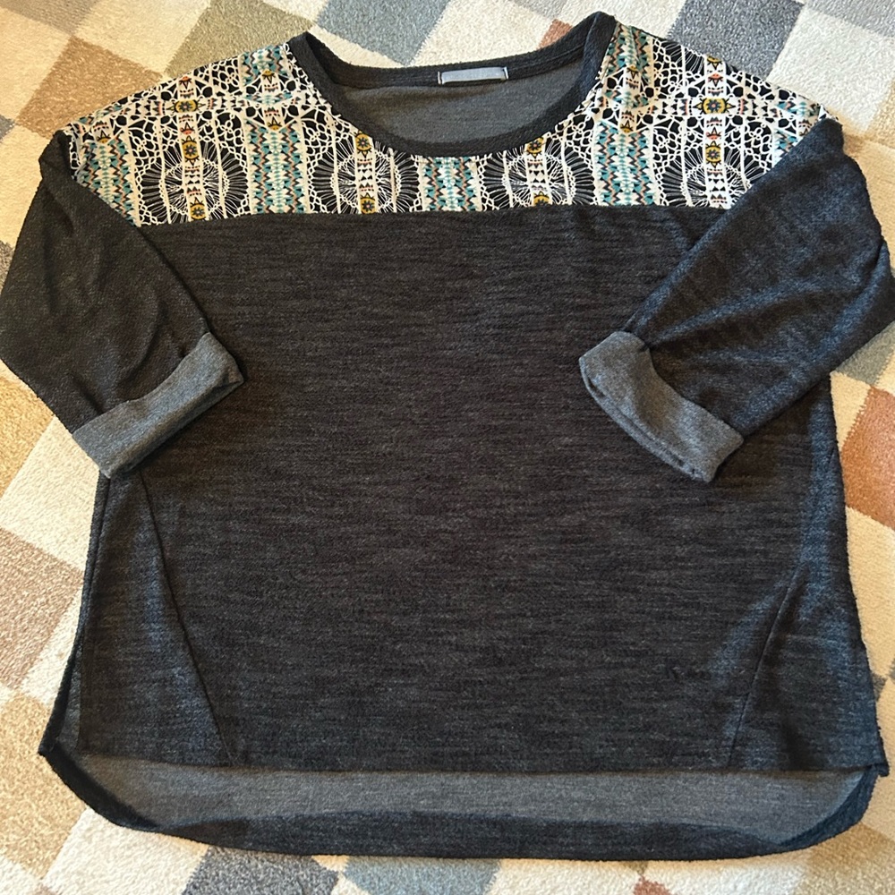 Gray and Black Knit Top with Print Detail